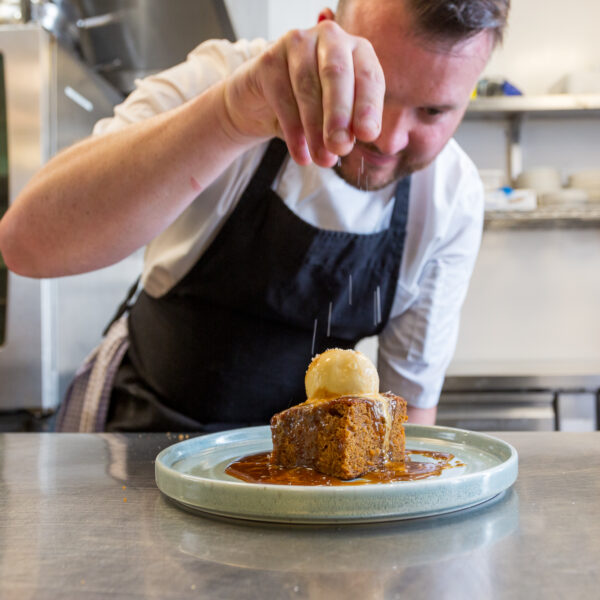The White Lion - Pumpkin and Ginger Sponge-8839